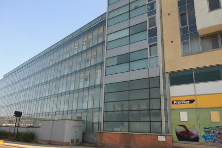 2 bedroom Flat to let in 323 Bramhall Lane, Sheffield, S2