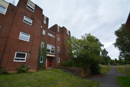 2 bedroom Maisonette for sale in Beaconsfield, Telford, TF3