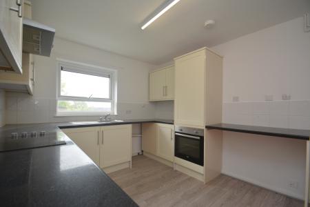 2 bedroom Maisonette for sale in Beaconsfield, Telford, TF3