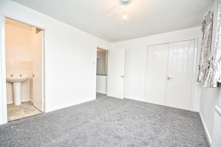 4 bedroom Detached house for sale in Firecrest Drive, Telford, TF1