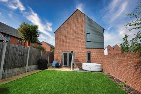 3 bedroom Detached house for sale in Plimmers Lane, Lawley, Telford, TF3