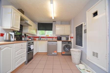 3 bedroom Terraced House for sale in Waverley, Woodside, Telford, TF7