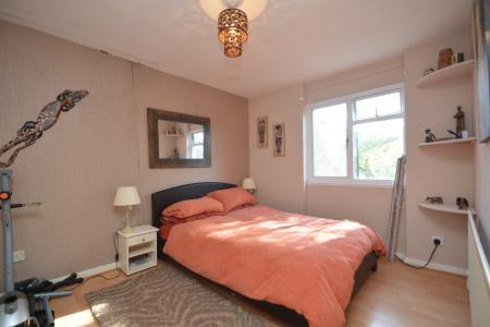 3 bedroom Terraced House for sale in Waverley, Woodside, Telford, TF7