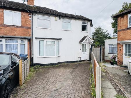 4 bedroom End of terrace house for sale in Arkley Grove, Hall Green, Birmingham, B28