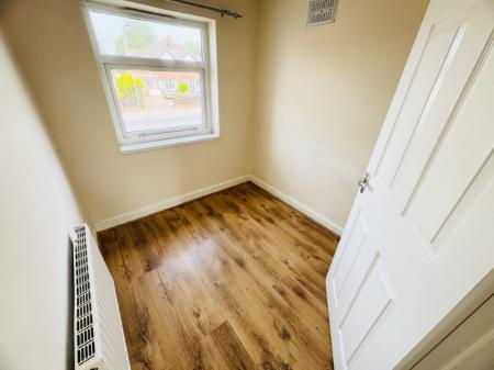 3 bedroom Semi-detached house for sale in Haslucks Green Road, Shirley, Solihull, B90