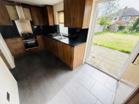 3 bedroom Semi-detached house for sale in Haslucks Green Road, Shirley, Solihull, B90