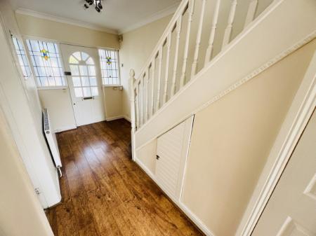 3 bedroom Semi-detached house for sale in Haslucks Green Road, Shirley, Solihull, B90