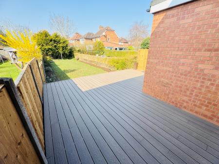 3 bedroom Semi-detached house for sale in Hazeloak Road, Shirley, B90