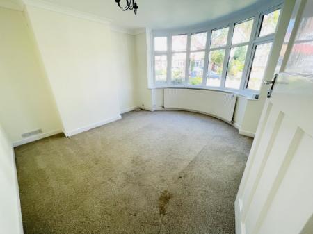 3 bedroom Semi-detached house to let in Stonor Road, Hall Green, Birmingham, B28