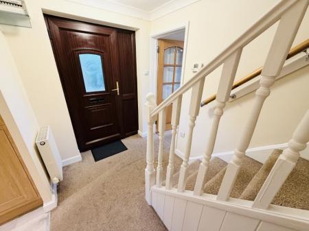 3 bedroom Link detached house to let in Rainsbrook Drive, Monkspath, Solihull, B90