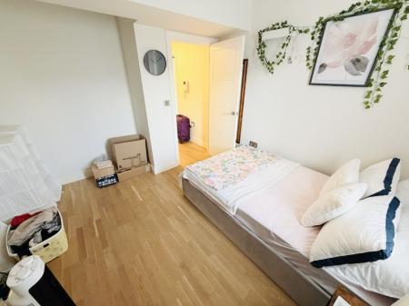 1 bedroom Flat to let in Union Road, Solihull, B91