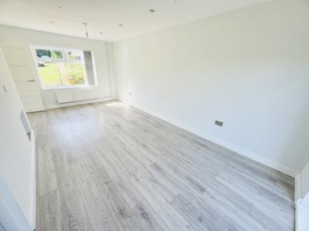 3 bedroom Semi-detached house to let in Chessetts Grove, Birmingham, B13