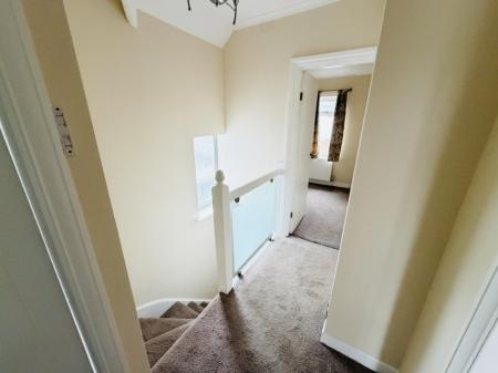 3 bedroom Semi-detached house to let in Jacey Road, Shirley, Solihull, B90