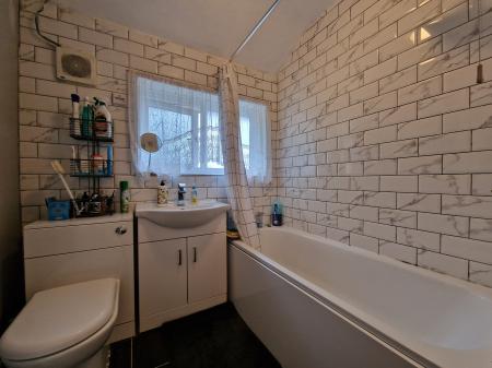 3 bedroom Semi-detached house for sale in Bowman's Rise, Wolverhampton, WV1