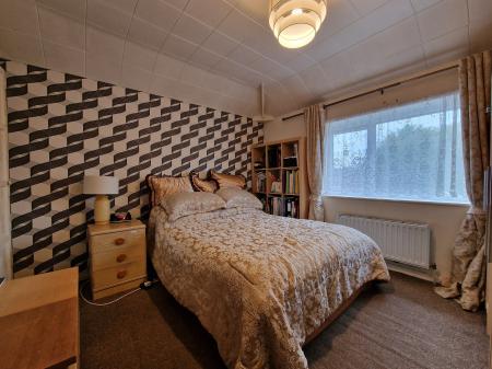 3 bedroom Semi-detached house for sale in Bowman's Rise, Wolverhampton, WV1