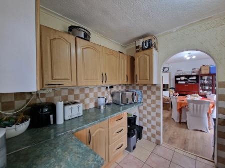 3 bedroom Semi-detached house for sale in Bowman's Rise, Wolverhampton, WV1