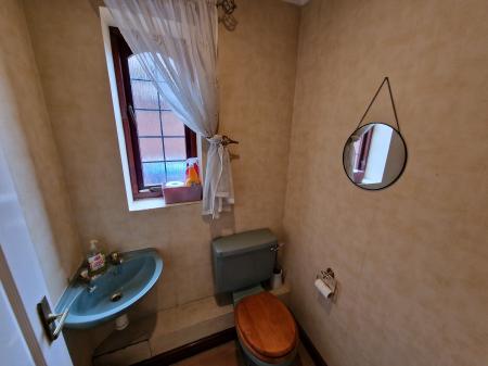 4 bedroom Detached house for sale in Keepers Lane, Codsall, WV8