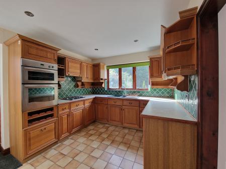 4 bedroom Detached house for sale in Keepers Lane, Codsall, WV8