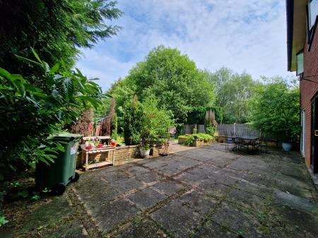 4 bedroom Detached house for sale in Keepers Lane, Codsall, WV8