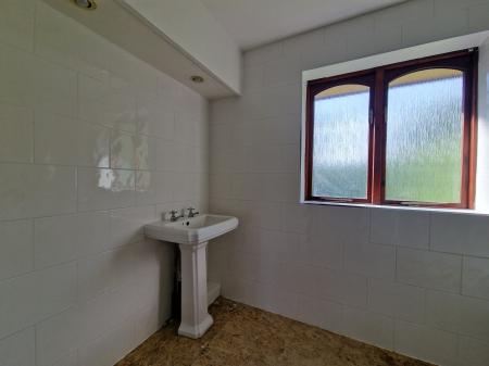 4 bedroom Detached house for sale in Keepers Lane, Codsall, WV8