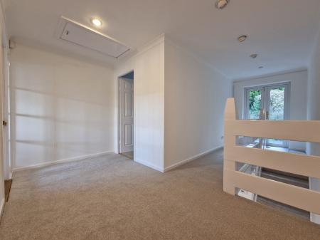 5 bedroom Detached house to let in Grotto Lane, Tettenhall, WV6