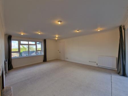 5 bedroom Detached house to let in Grotto Lane, Tettenhall, WV6