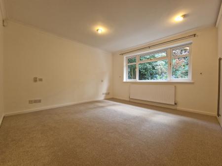 5 bedroom Detached house to let in Grotto Lane, Tettenhall, WV6