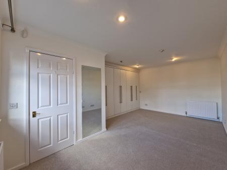 5 bedroom Detached house to let in Grotto Lane, Tettenhall, WV6