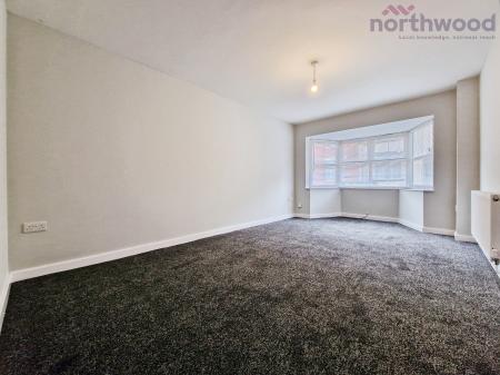 4 bedroom Semi-detached house to let in Haden Hill, Compton, Wolverhampton, WV3