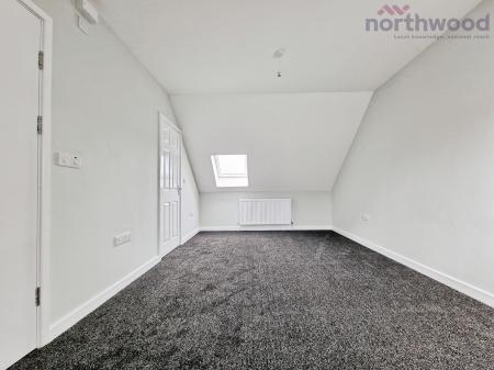 4 bedroom Semi-detached house to let in Haden Hill, Compton, Wolverhampton, WV3