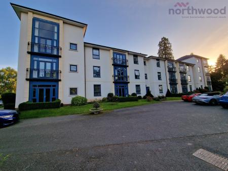 2 bedroom Flat to let in New Wing, Wergs Hall Road, Wolverhampton, WV8