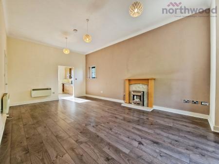 2 bedroom Flat to let in New Wing, Wergs Hall Road, Wolverhampton, WV8