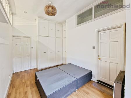 1 bedroom Flat to let in Tettenhall Road, Wolverhampton, WV6