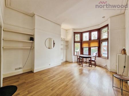 1 bedroom Flat to let in Tettenhall Road, Wolverhampton, WV6