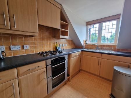 2 bedroom Flat to let in Weller Court, Walnut Drive, Wolverhampton, WV3