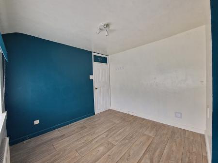 3 bedroom Semi-detached house to let in Woodland Avenue, Tettenhall, WV6