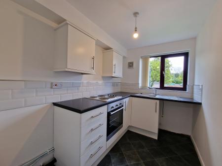 1 bedroom Flat to let in Glyme Drive, Wolverhampton, WV6