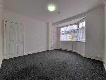 2 bedroom Terraced House to let in Rotherby Avenue, Belgrave, Leicester, LE4