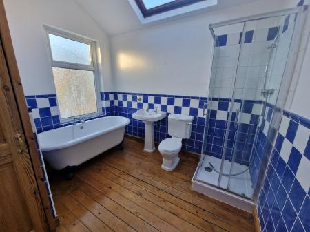 2 bedroom Terraced House to let in Mancroft Road, Tettenhall, WV6