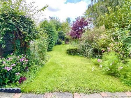 2 bedroom Terraced House to let in Mancroft Road, Tettenhall, WV6