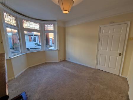 2 bedroom Terraced House to let in Mancroft Road, Tettenhall, WV6