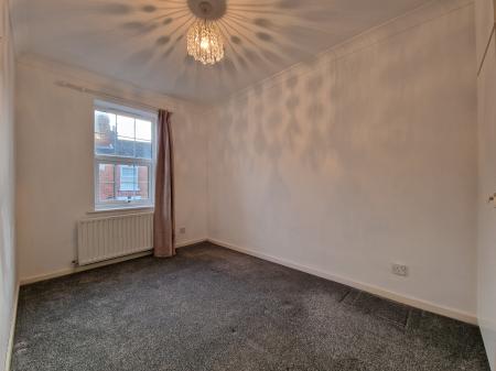 2 bedroom End of terrace house to let in Limes Road, Tettenhall, WV6
