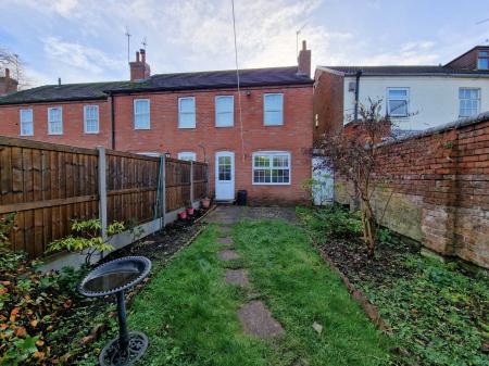 2 bedroom End of terrace house to let in Limes Road, Tettenhall, WV6