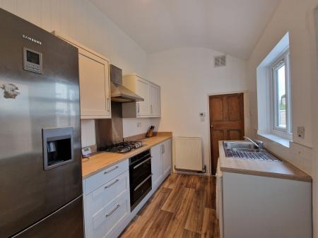 3 bedroom Terraced House to let in Aldersley Road, Wolverhampton, WV6