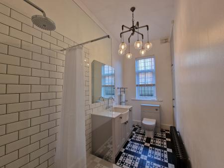 2 bedroom Apartment to let in Stockwell Road, Wolverhampton, WV6