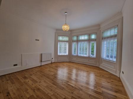 2 bedroom Apartment to let in Stockwell Road, Wolverhampton, WV6