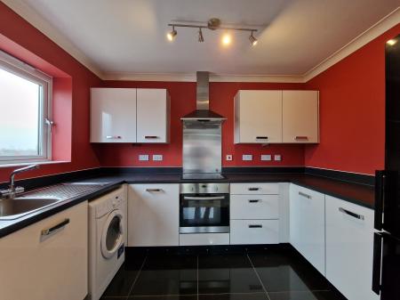 2 bedroom Flat for sale in Akron Drive, Oxley, Wolverhampton, WV10