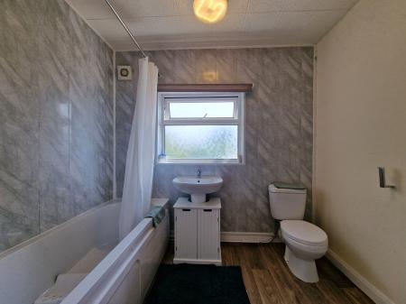 3 bedroom Terraced House to let in Victoria Road, Bradmore, Wolverhampton, WV3