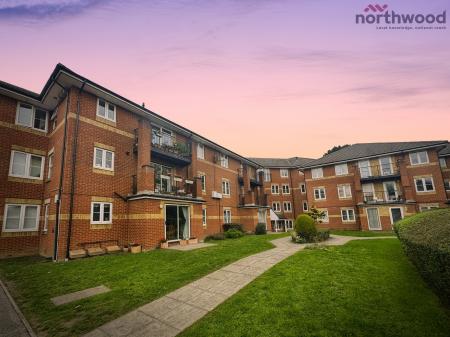 2 bedroom Flat to let in St Annes Gate, SO15