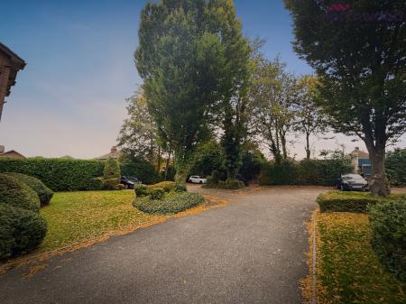 1 bedroom Ground floor flat to let in Chester Court, SO16